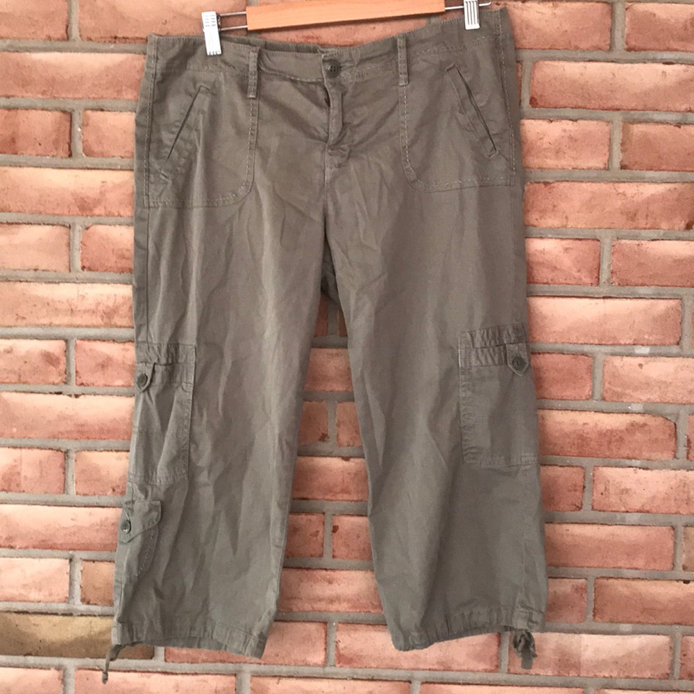 Lucky Brand size 12 army green capris
